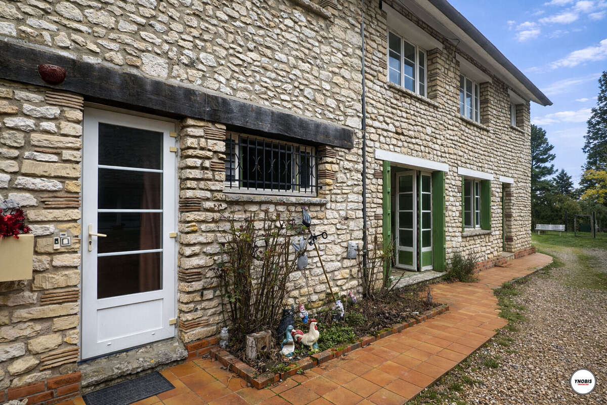 Maison à MONTAINVILLE