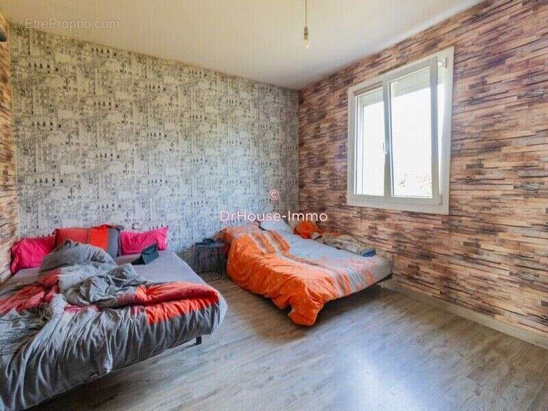 Maison 101 m² à Nalliers  - photo 7