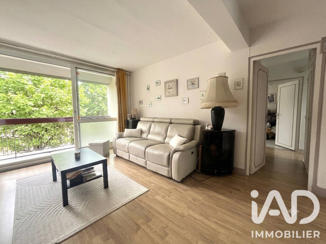 Photo 1 - Appartement à SAINT-DENIS