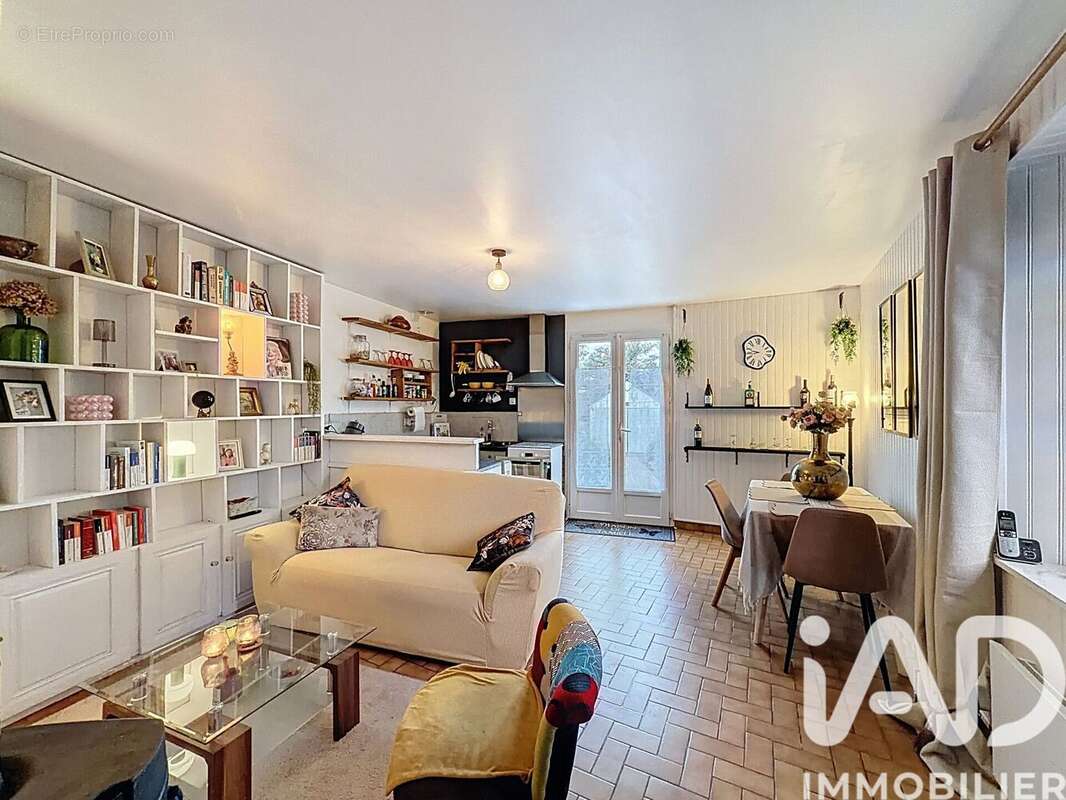 Photo 2 - Maison à GRAND-FOUGERAY