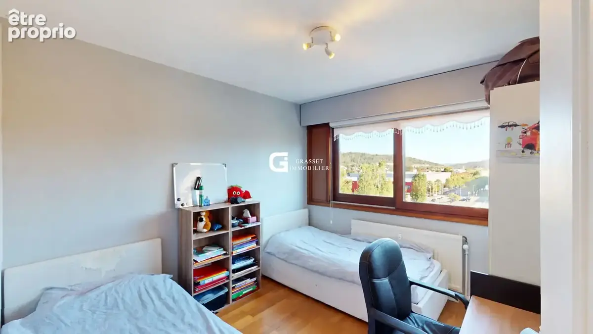 Appartement spacieux de 5 pièces à Oyonnax - photo 6