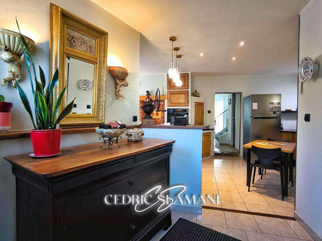 Maison à RAISSAC-SUR-LAMPY