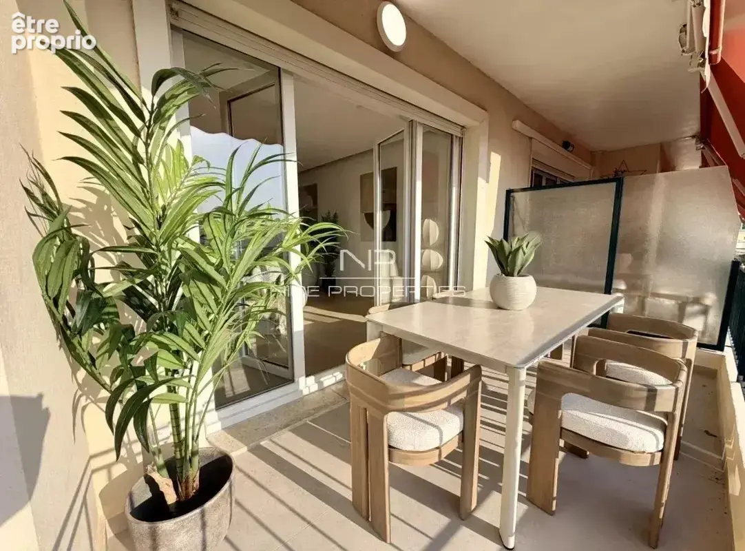 Mont Boron, Superbe appartement 3 pièces avec vue mer à Nice - photo 3
