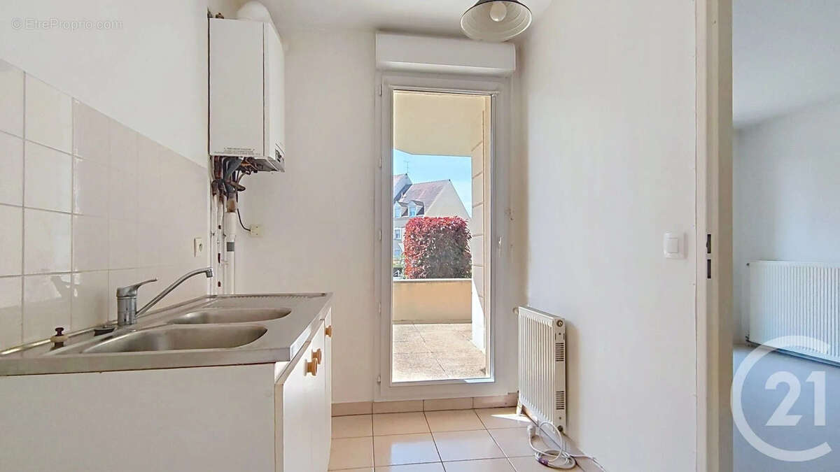 Appartement à BRIE-COMTE-ROBERT