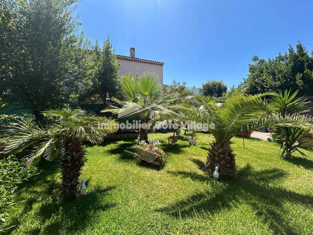 Maison à LA TRINITE