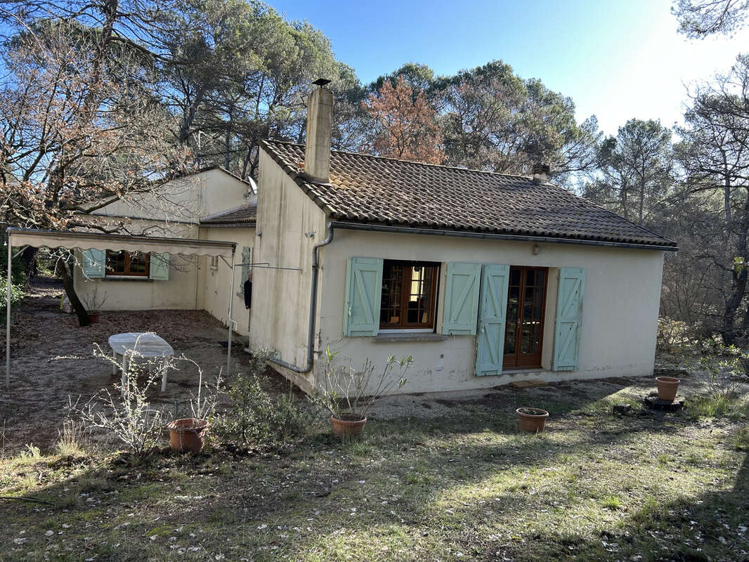 Maison à ROGNES