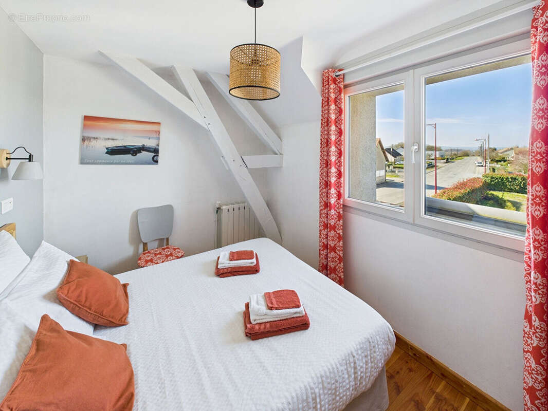 Maison à BOUSSAC-BOURG