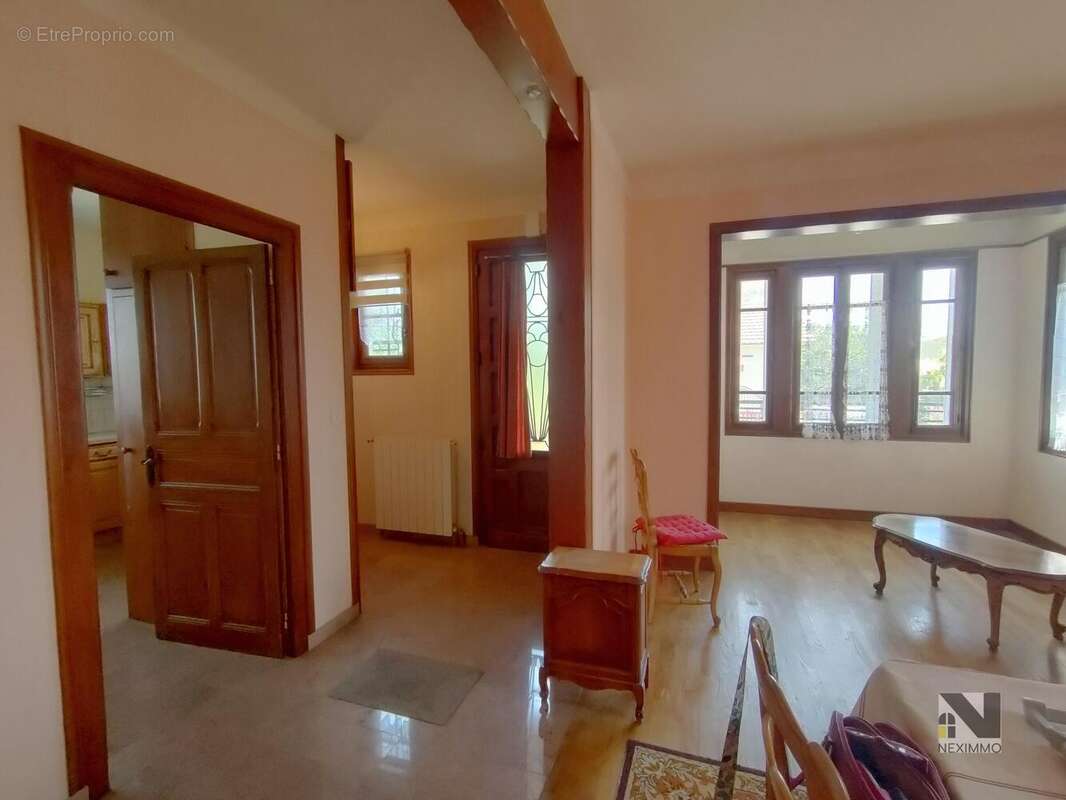 n°3 - Maison à MIALET