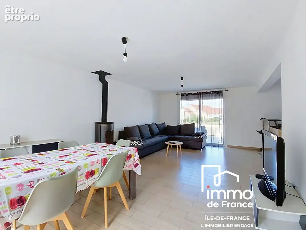 Maison 7 pièces 150m² à vendre - BAILLEAU LE PIN - photo 2