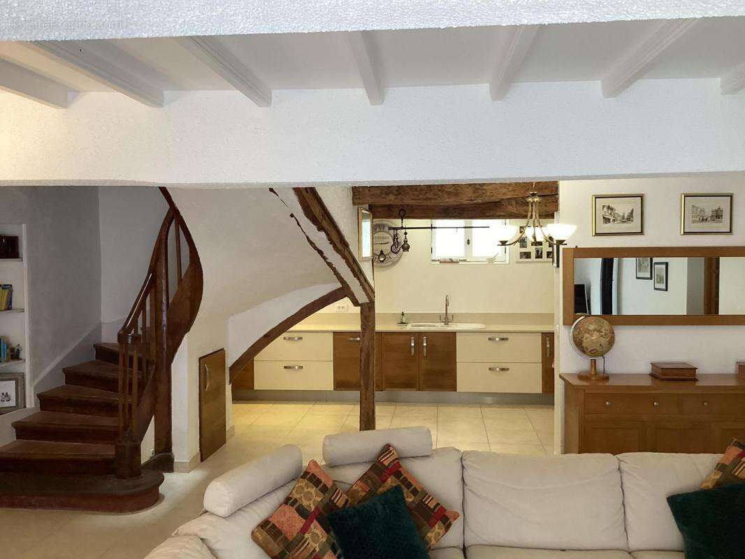 4 chambres, piscine et vue spectaculaire sur les Pyrénées - photo 6