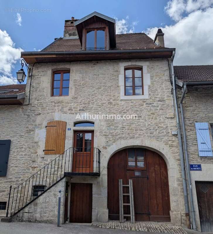 Maison à ORNANS