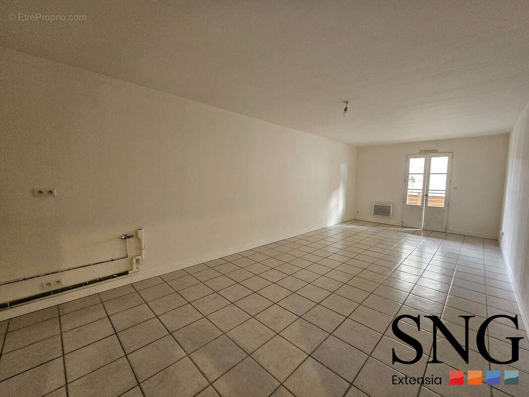 Appartement à COURCON