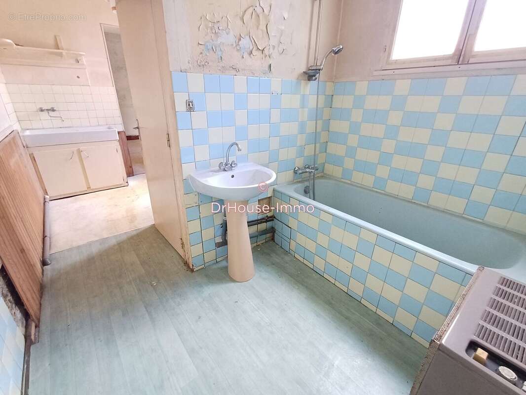 Maison à SAINT-QUENTIN