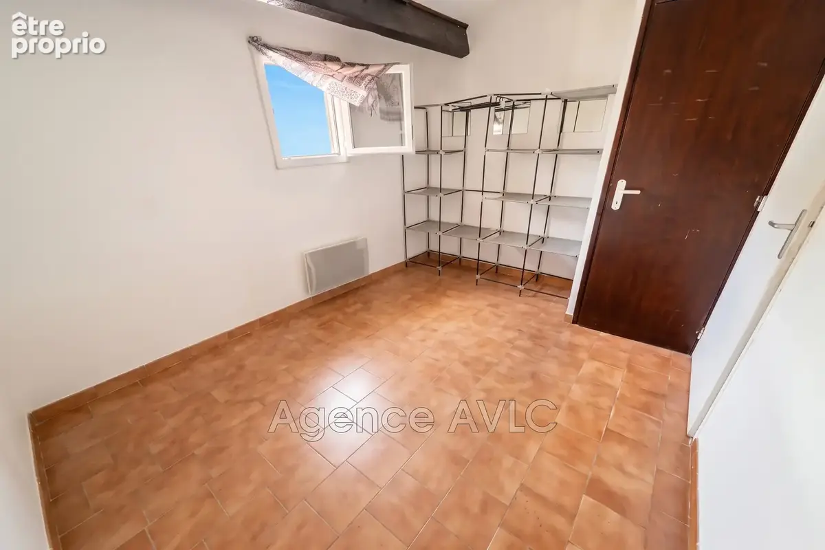 Appartement 2 pièces 33 m² à vendre à Saintes-Maries-De-La-Mer (13460) - photo 4