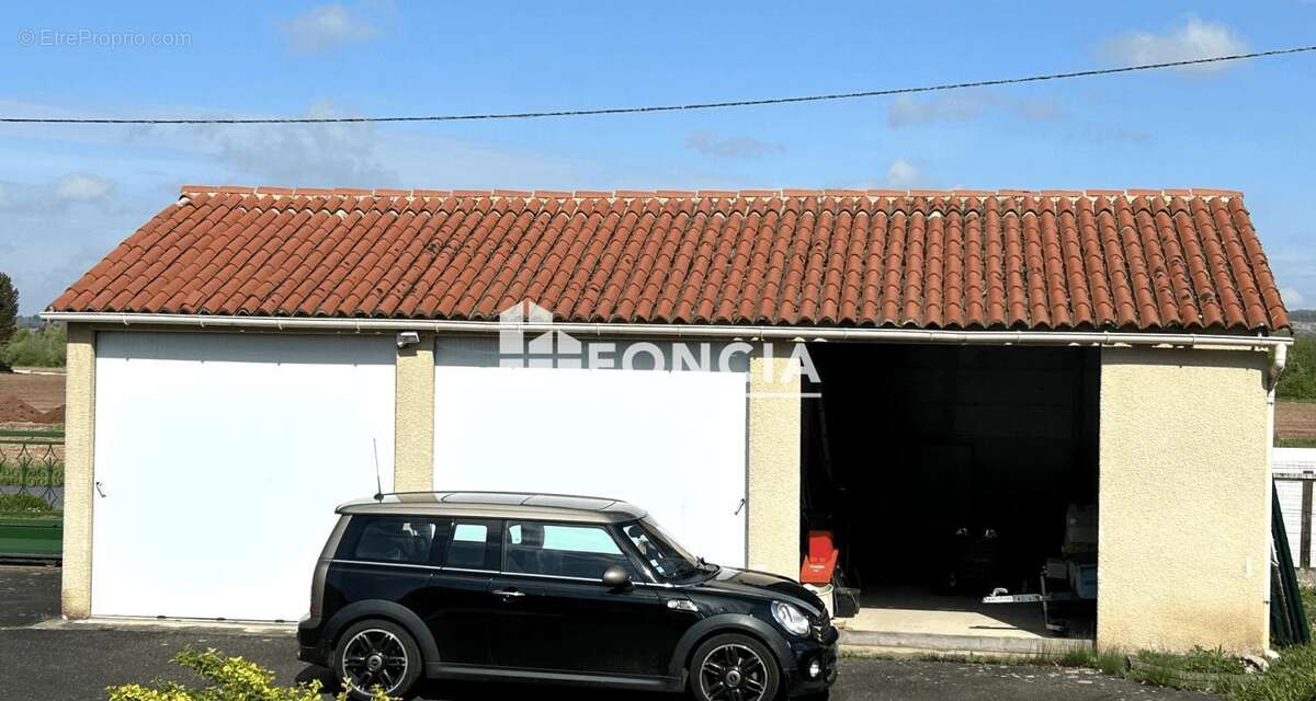 Maison à SAINTE-LIVRADE-SUR-LOT
