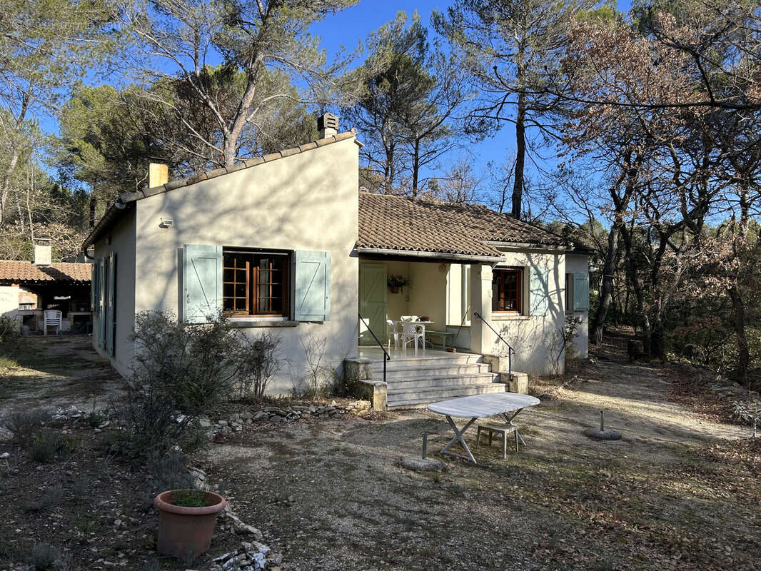 Maison à ROGNES