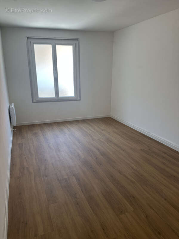 Agreable maison centre de chatellerault avec cour - photo 2