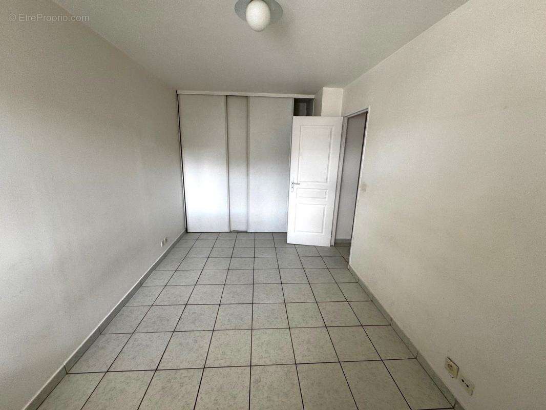 Appartement À Vendre - photo 5