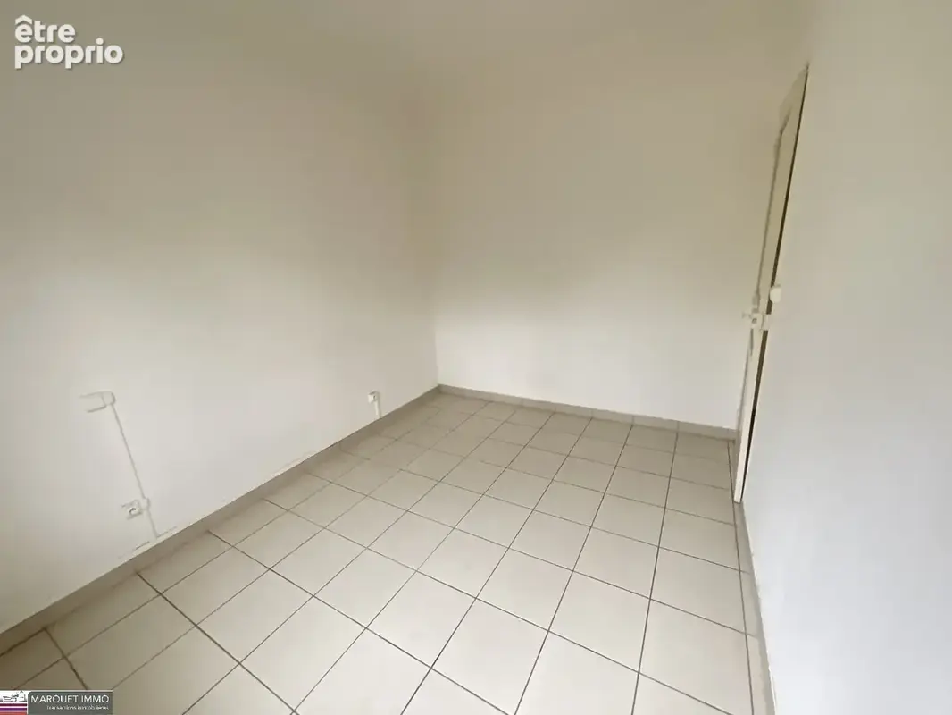 Une opportunité rare sur Béziers - Font-Neuve !!! Cette agréable villa T3 de plain-pied offrant 60 m² habitables, construite en  - photo 20