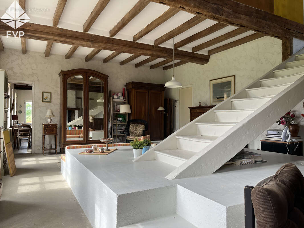 Maison à DOUDEVILLE