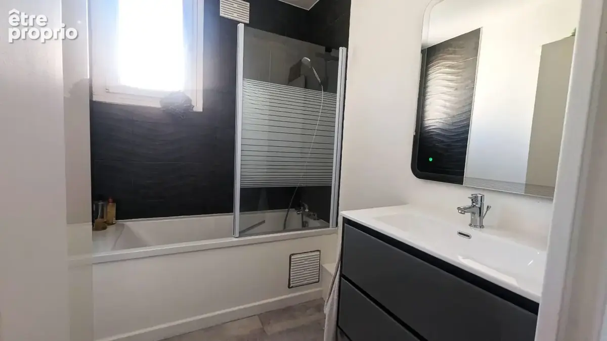 Appartement 4 pièces 75 m² à vendre à Le Pont-De-Claix (38800) - photo 8