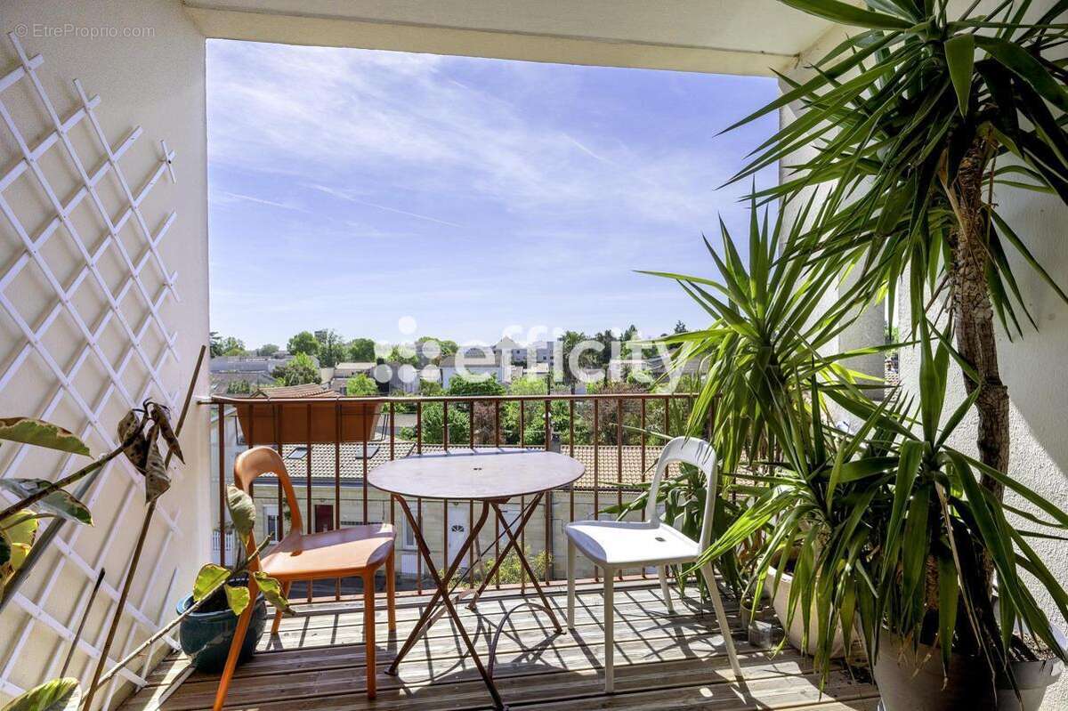 Appartement à TALENCE