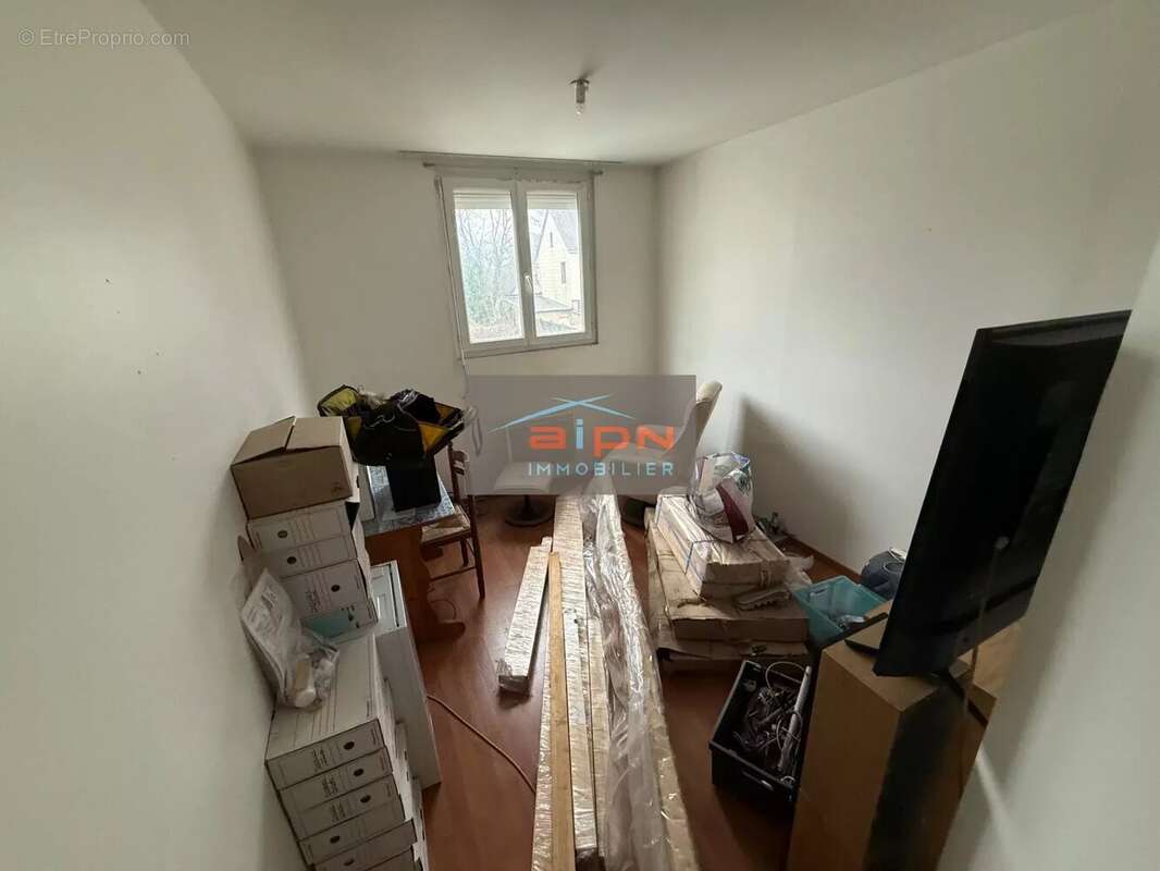 Commerce à SOTTEVILLE-LES-ROUEN