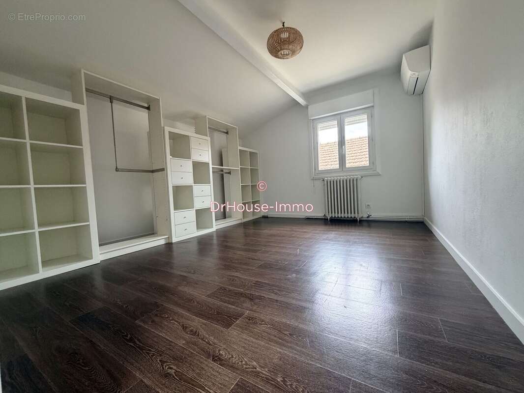 Maison 136 m² à Cenon  - photo 11