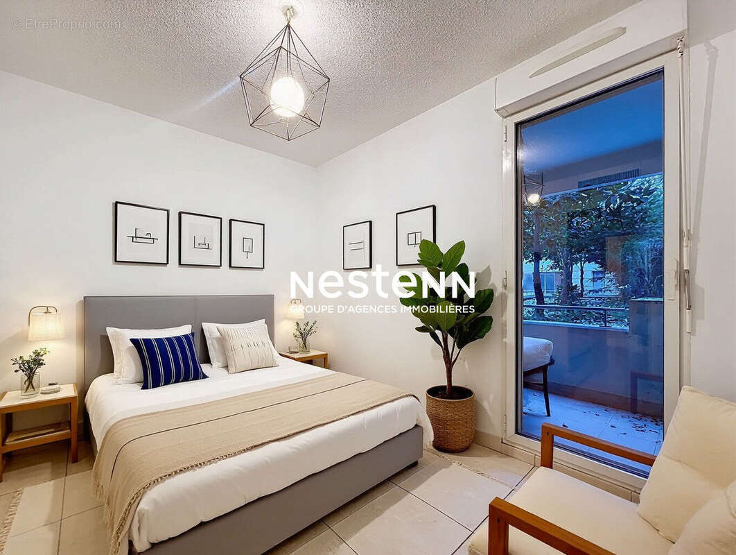 Appartement à VALLAURIS