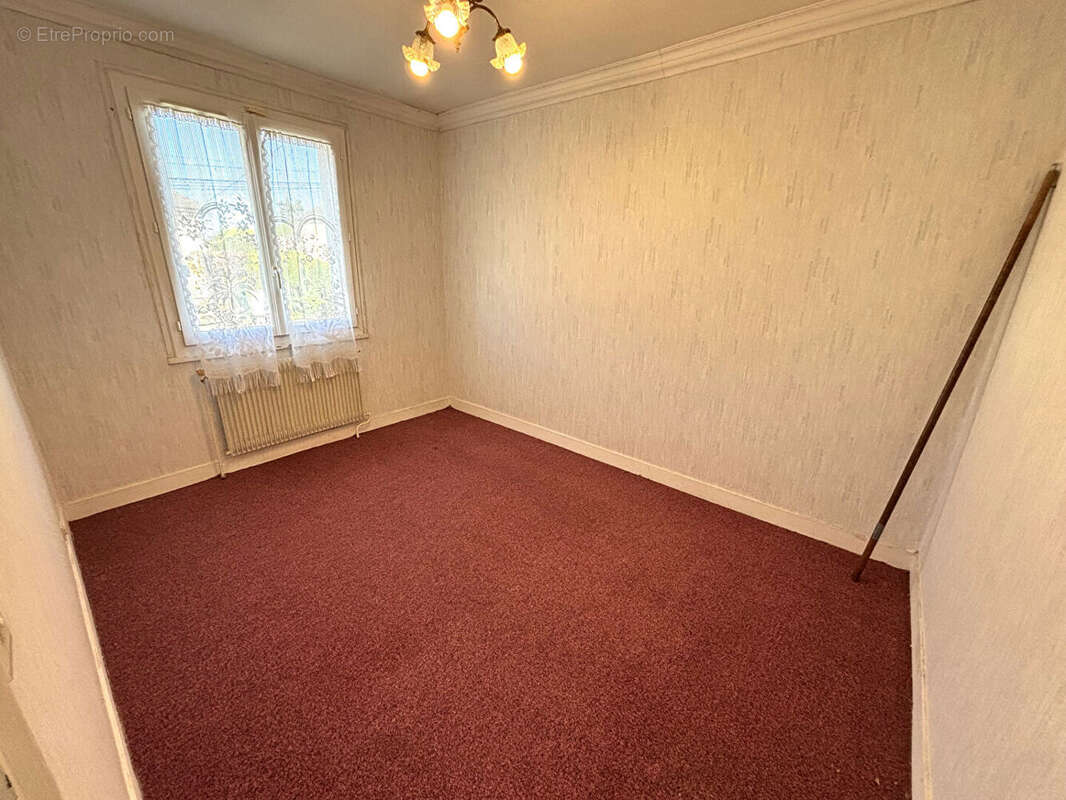 Maison à SAINTE-GENEVIEVE