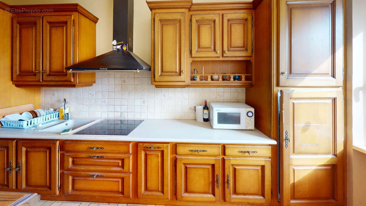 Maison à LUC-LA-PRIMAUBE