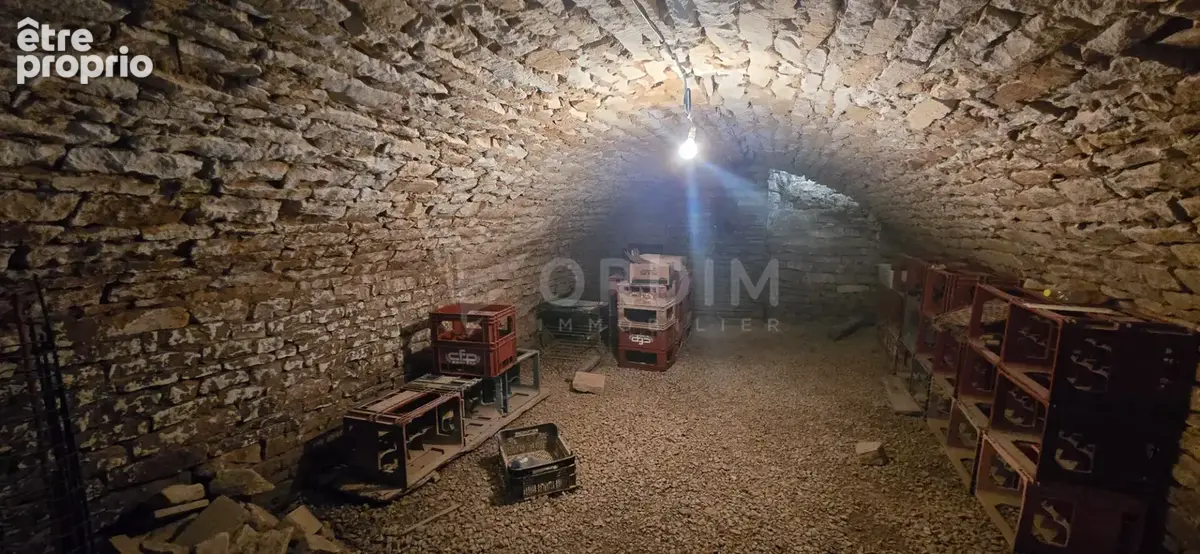 Ancienne longère en pierre rénovée - 182m² - photo 22