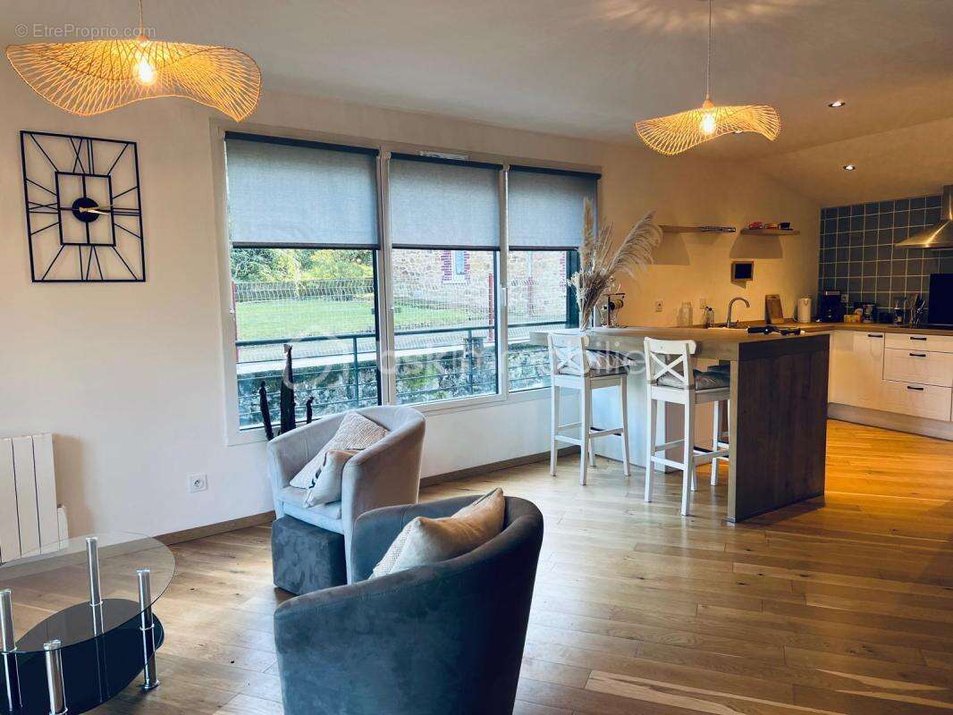 Appartement à FOUGERES