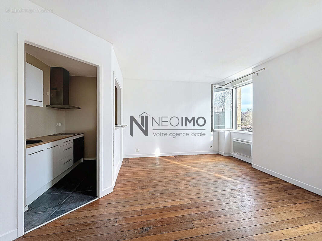 Appartement à NEUFCHATEAU