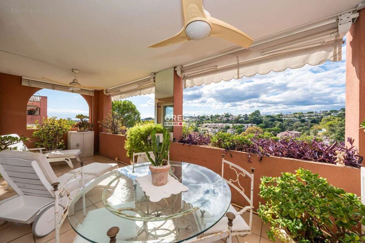 Appartement à VILLENEUVE-LOUBET