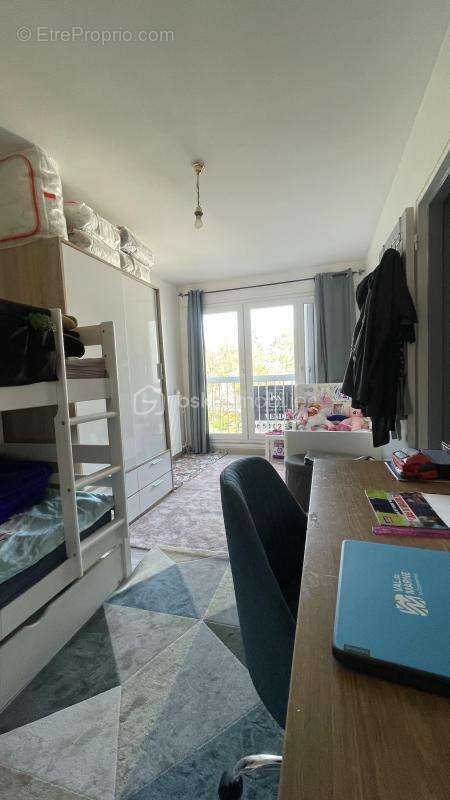 Appartement à THIAIS