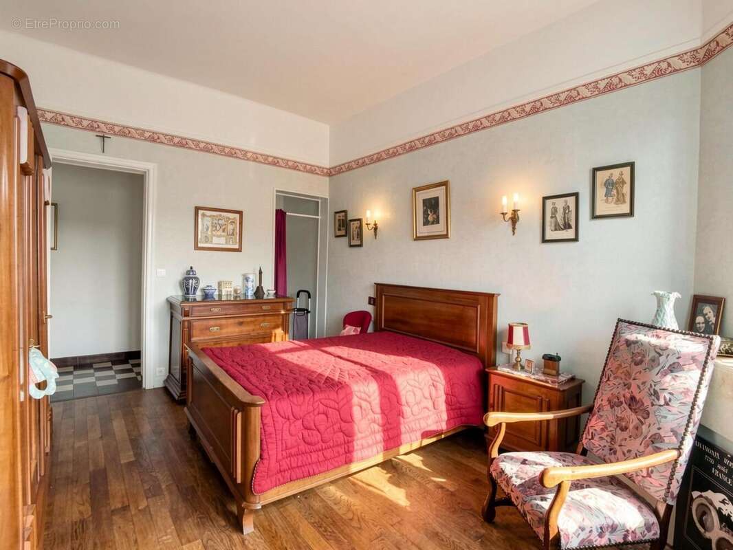   - Appartement à AUBENAS