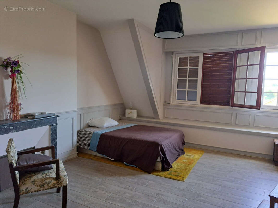 Maison à SAINT-CALAIS