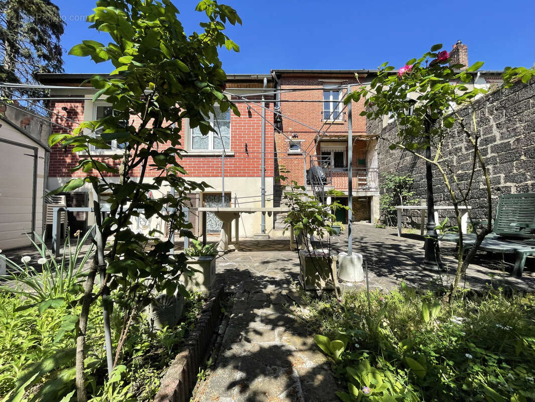 Maison à VILLEMOMBLE