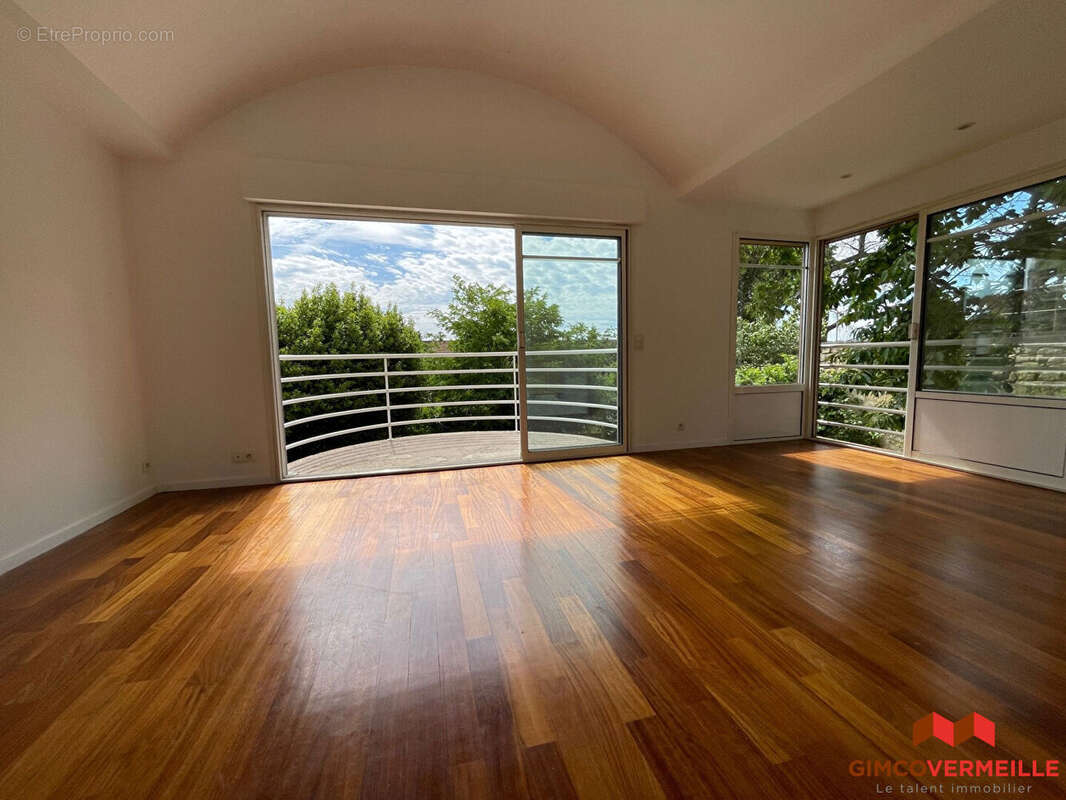 Maison à CARRIERES-SOUS-POISSY