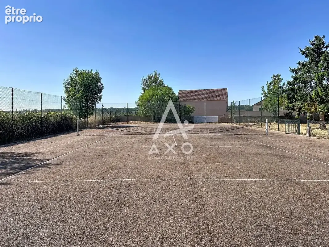 VILLEBICHOT (21) - Maison 7 pièces - Garages - Piscine - Tennis - photo 11
