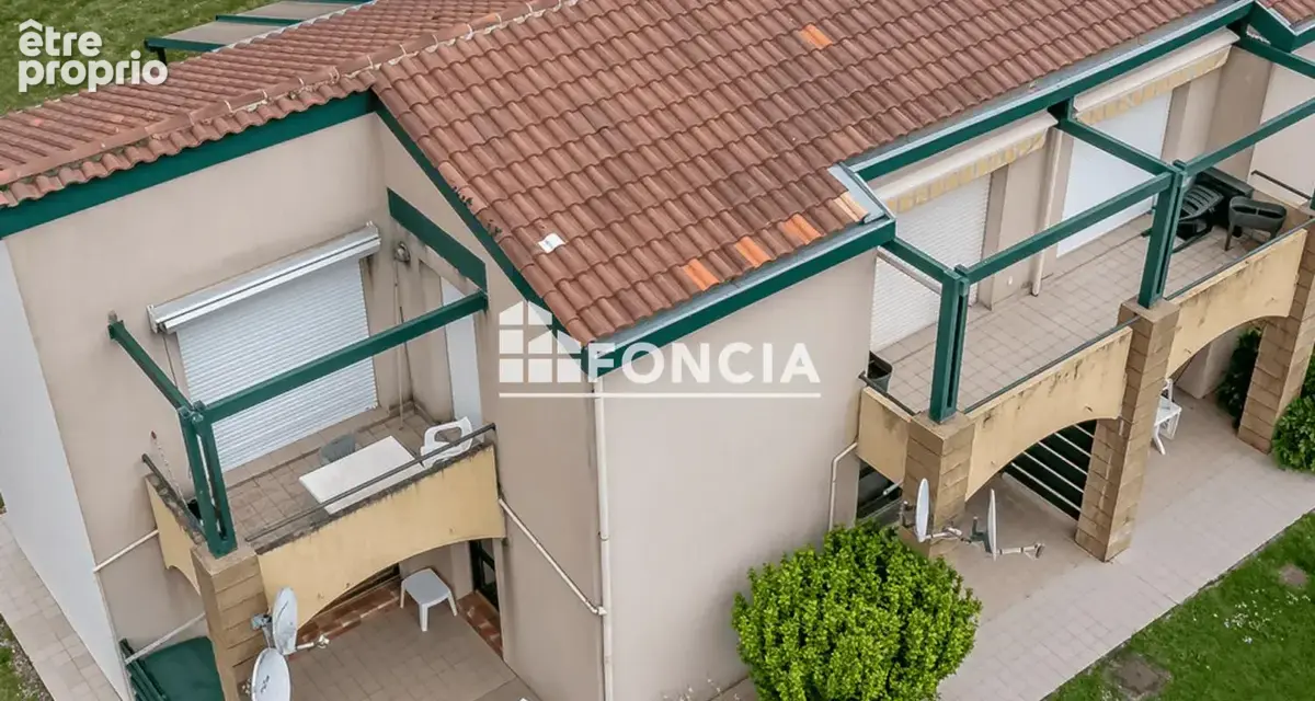 Appartement à CASTELNAUD-DE-GRATECAMBE