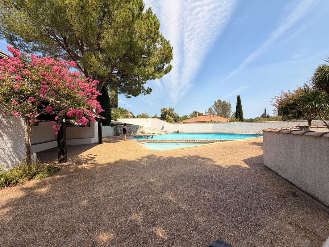 NIMES LA CIGALE Superbe appartement 5 pièces de 117 m2 avec terrasses, piscine, tennis - photo 22