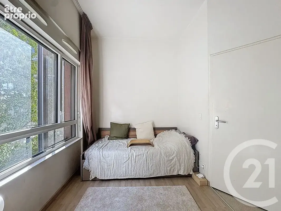 Appartement 1 pièce 20 m² à vendre à Bordeaux (33300) - photo 2