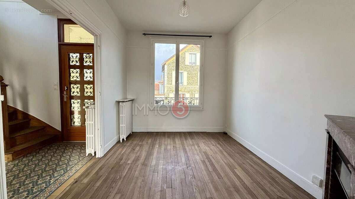 Maison à VILLEMOMBLE