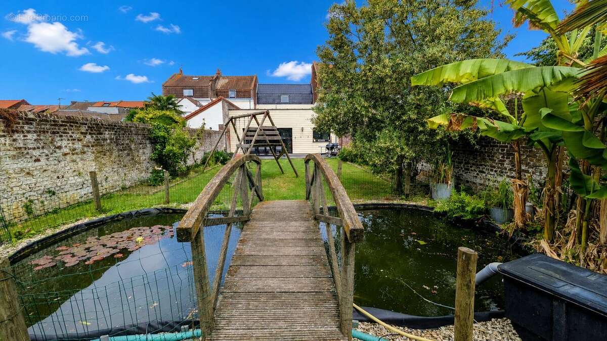 Maison à QUESNOY-SUR-DEULE
