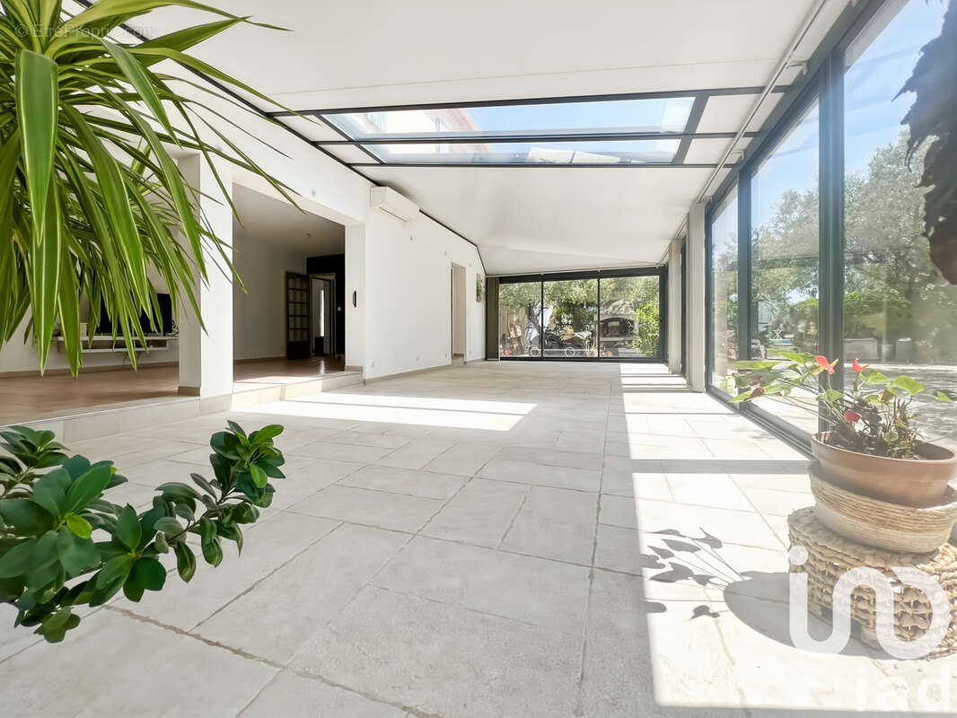 Photo 6 - Maison à SAINT-MARTIN-DE-CRAU