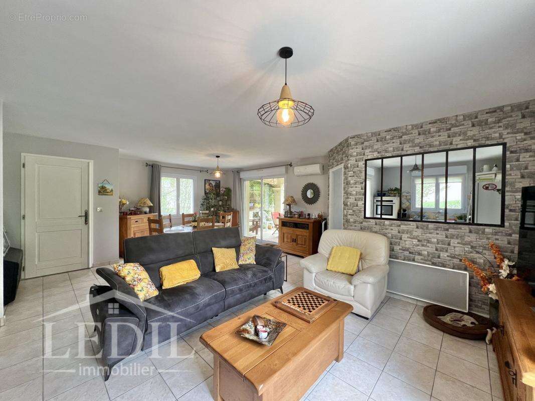 Maison à CASTELJALOUX