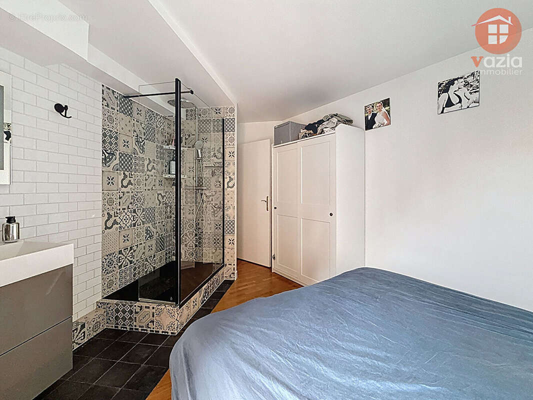 Appartement à SURESNES
