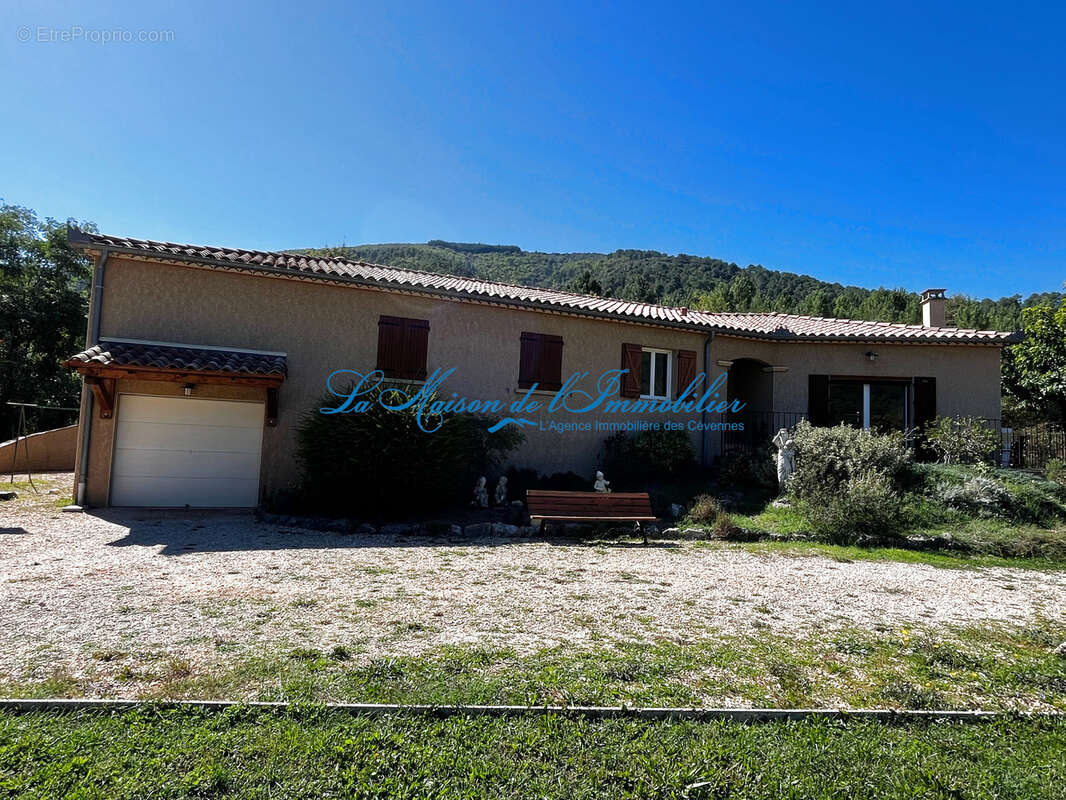 Maison à LE MARTINET